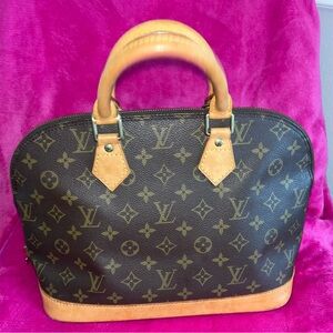 Authentic Louis Vuitton Alma PM Bag